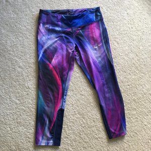 Nike Women's Dri-Fit Leggings Size Medium